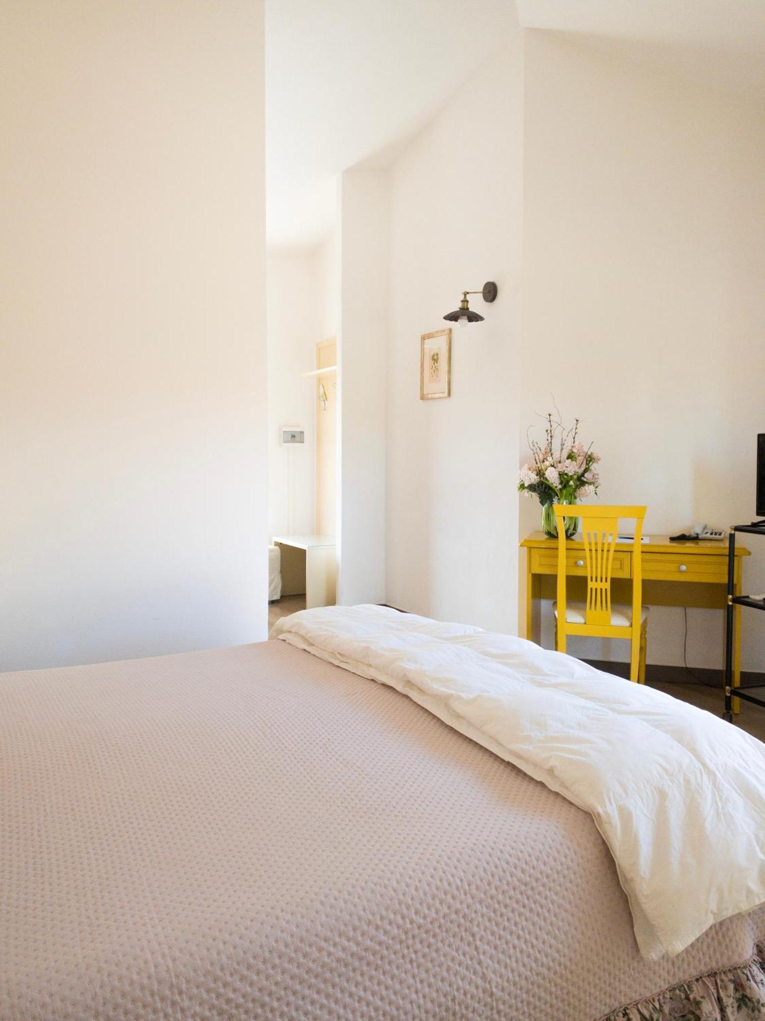 Hotel Donatella Posada  Εξωτερικό φωτογραφία