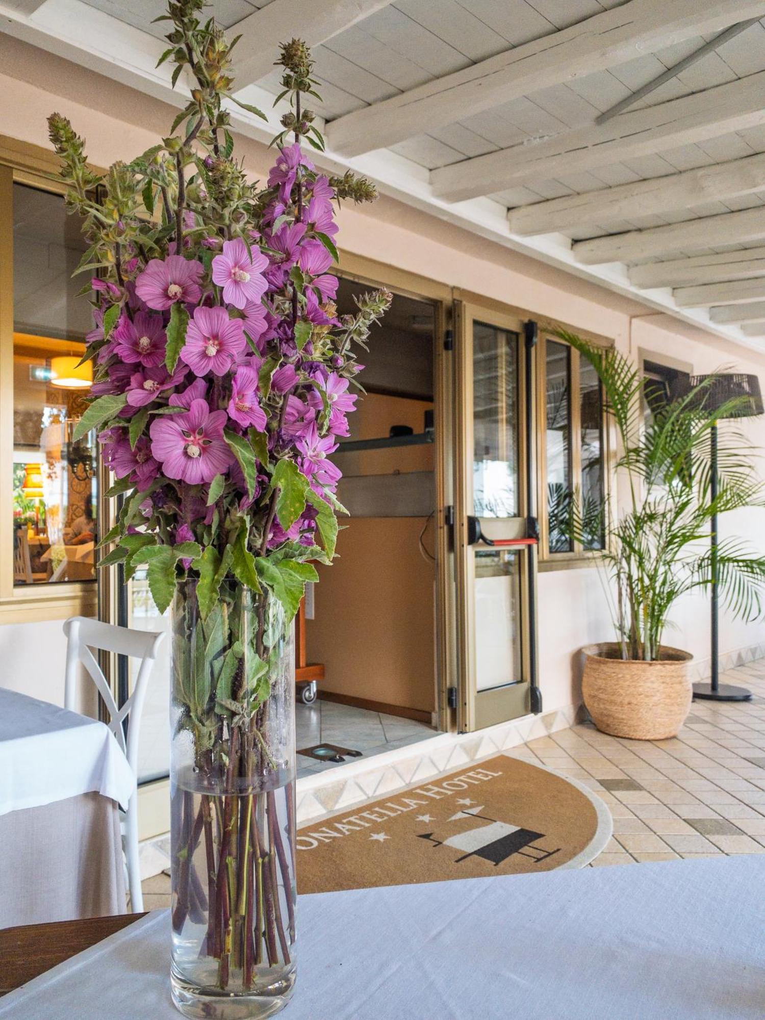 Hotel Donatella Posada  Εξωτερικό φωτογραφία
